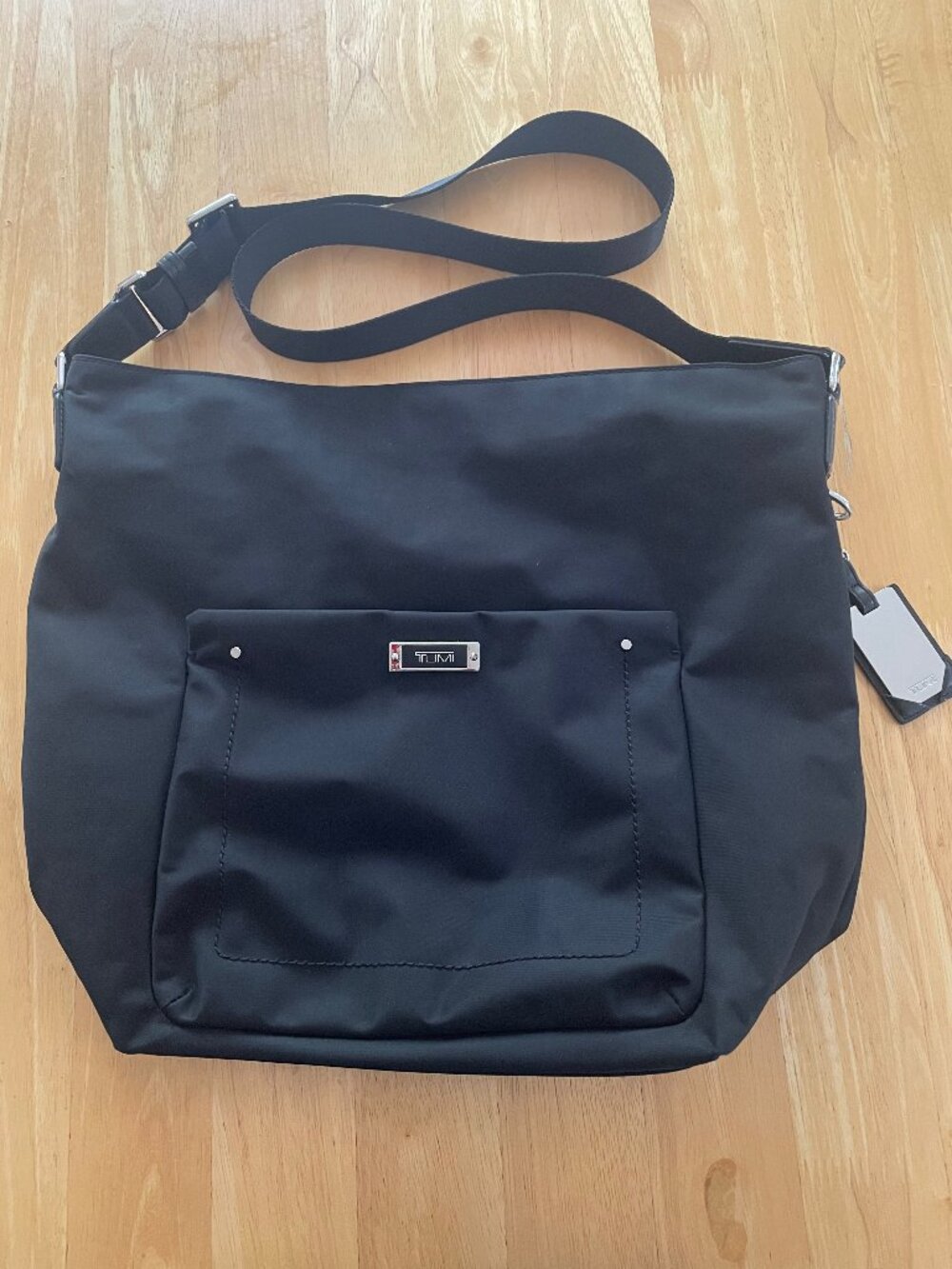 Tumi Voyageur Venice Hobo Bag - Black